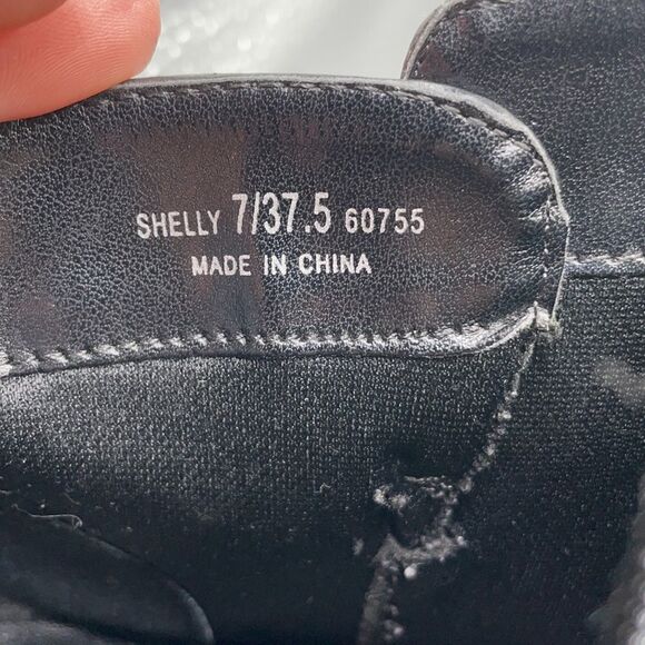 Chinese Laundry Black Faux Leather Heeled Pointed Toe Booties (Size: 7) - Picture 8 of 16